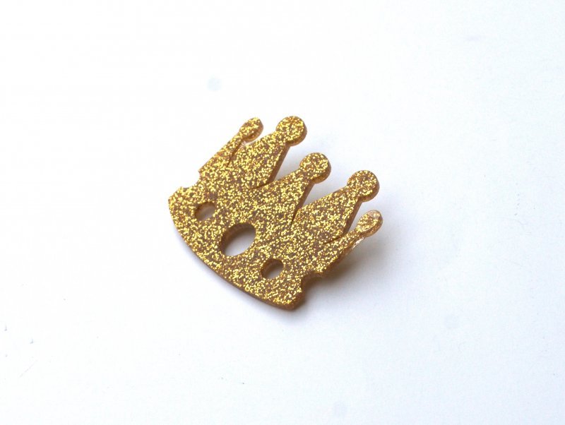 EMOJI - MOBO awards exclusive crown pin
