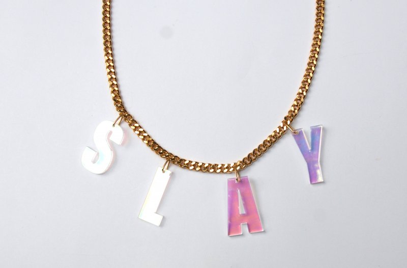 NEW Iridescent Slay Chain